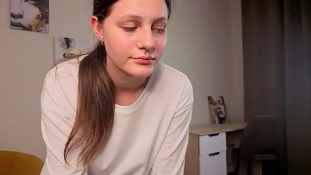 LoraFrogge's Webcam Show