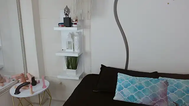 darkjulieta 网络视讯�表演