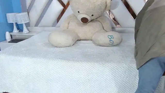 sophia_ny's Webcam Show