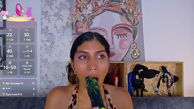 taty_miller's Webcam Show