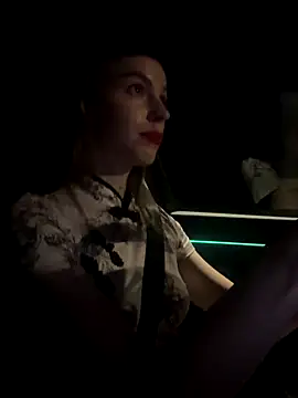 Miss69Ri99's Webcam Show
