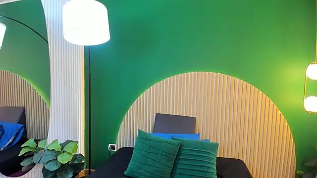 lialorens' Webcam Show