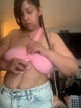 sweetnjuicyyy's Webcam Show