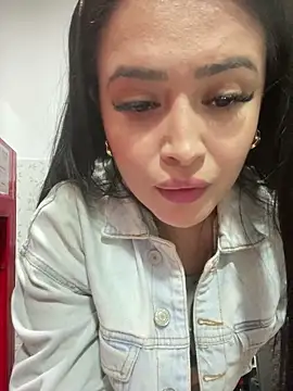 Sara_fun's Webcam Show