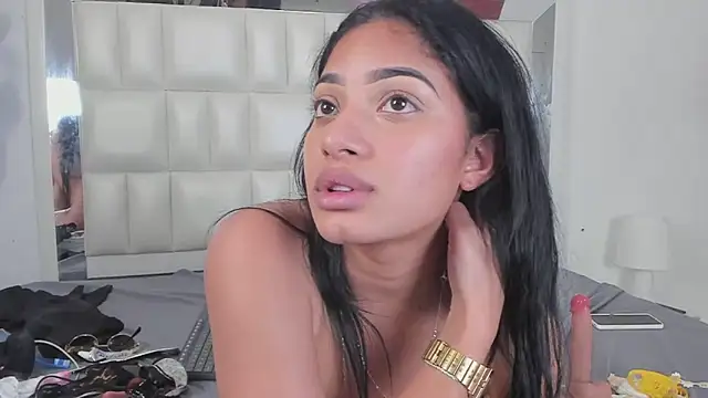 Alhana_pulido's Webcam Show