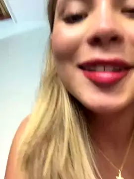 _Alice_1's Webcam Show