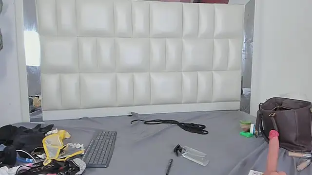 Alhana_pulido's Webcam Show