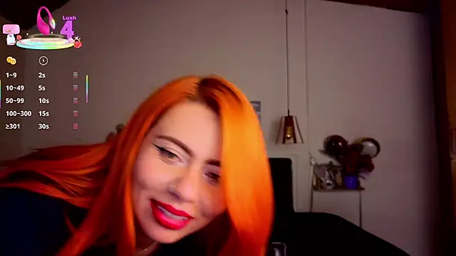 Dulce_charlottee's Webcam Show