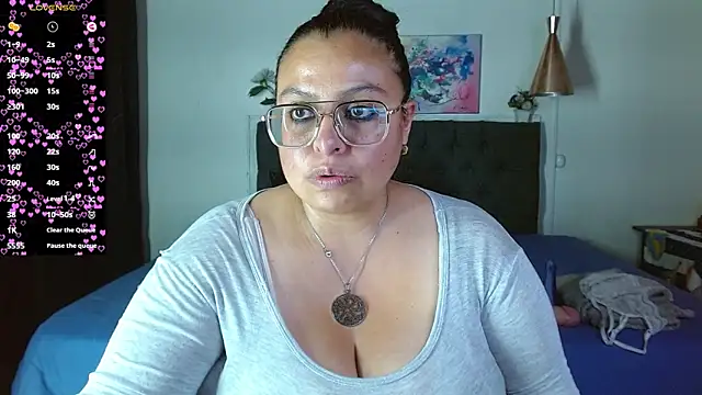 Dominique_Montenegro's Webcam Show