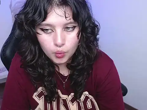 _MoonBlue_ webcam show