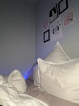 Ella-Blue's Webcam Show