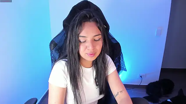 Emily_Nicole webcam show