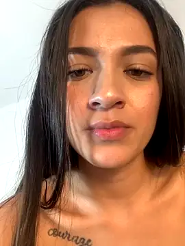 HoneyMiqueila's Webcam Show