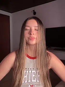 Amy_Littt's Webcam Show