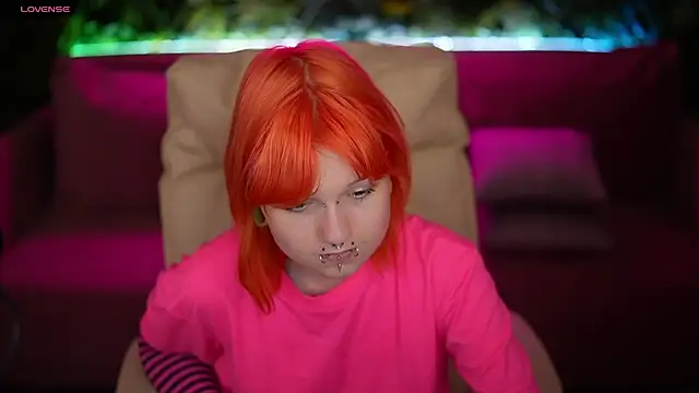 PinkyPixy's Webcam Show