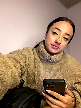 Ady_18's Live Sex Cam Show