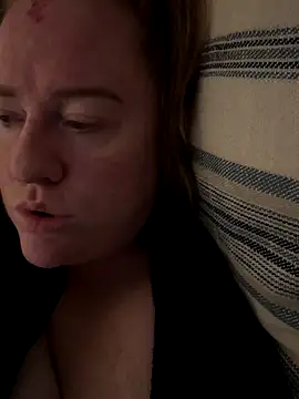 cinnatitties' Webcam Show