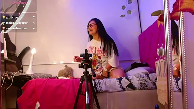 IsabelleColette's Live Sex Cam Show