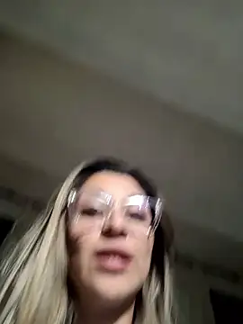 Isabella_Varella's Webcam Show