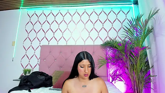 Lucy_evanns' Webcam Show