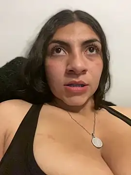 arieel__722's Webcam Show