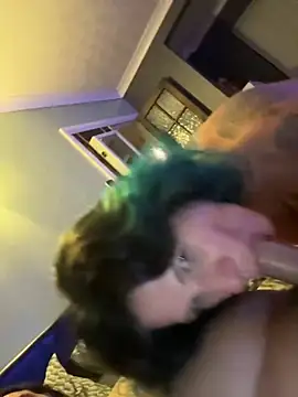 Fuckbuddies1111's Webcam Show