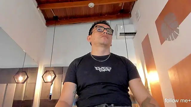 FreyrStone's Webcam Show