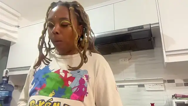ChocolateCakeQueen's Webcam Show