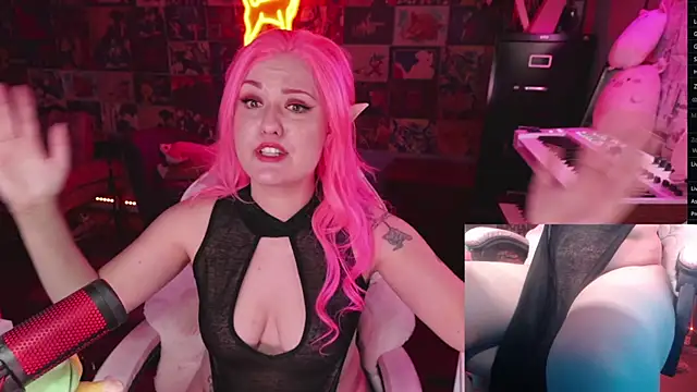 fawncosplay's Webcam Show