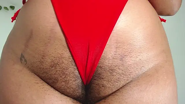 yulia-wolf's Webcam Show