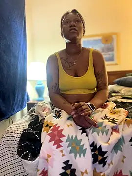 PrettyGal_Tingz Webcam show