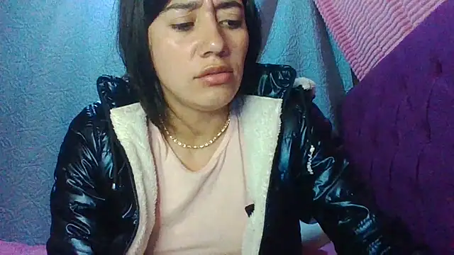 Madow_Lu's Webcam Show