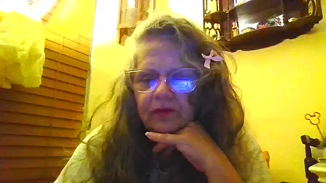 DestineeLoverGirl's Webcam Show