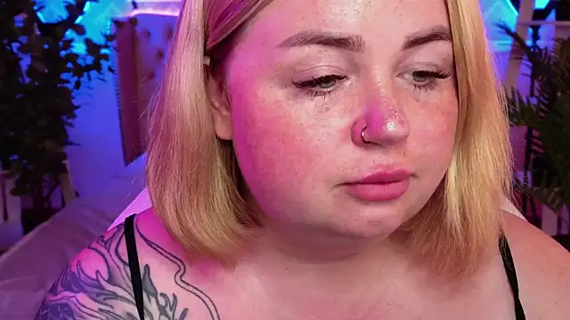 ZaraReignn's Live XXX Chat