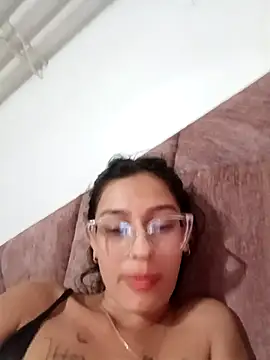 Ary-18's Webcam Show