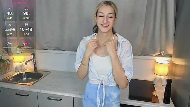 LoisGales' Webcam Show