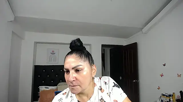 عرض كام mature_bigboobs10