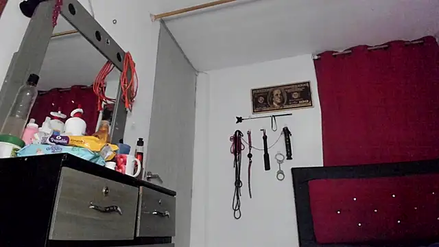 Lucyangelwebcams' Webcam Show