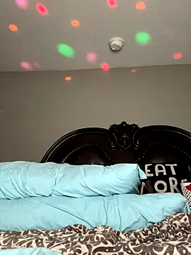 ThickAssRena's Live XXX Chat