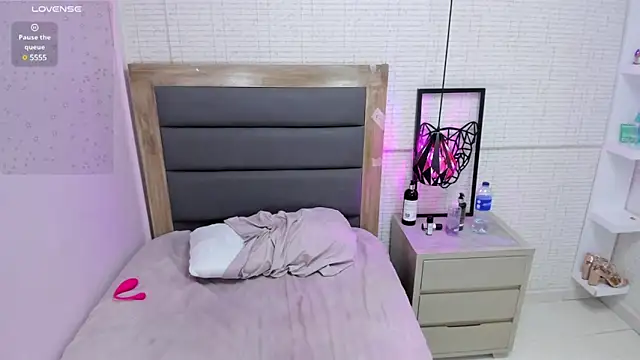 LOLAMAXI's Webcam Show