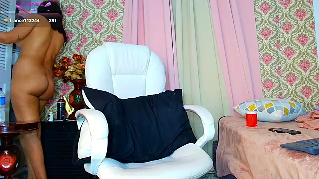 talianaprada_'s Webcam Show