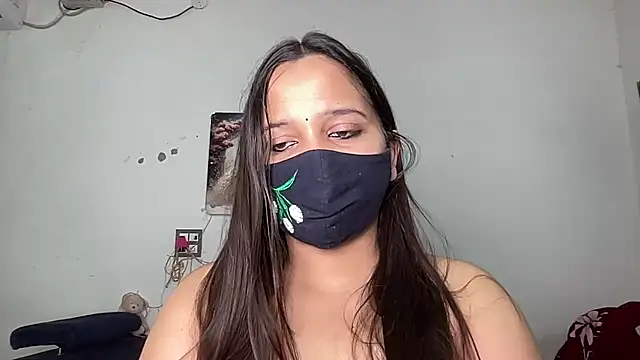 Varnika_aarora's Webcam Show