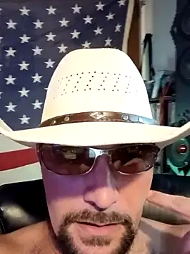 Daddylongleg690's Webcam Show