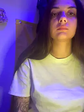 itzcheyduh's Webcam Show