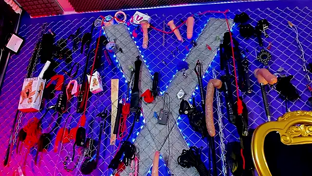 Miss_Wild_bdsm's Webcam Show
