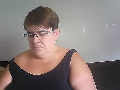 CoupleBDSM-33500's Webcam Show