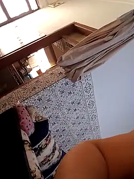 Dinaana340's Webcam Show