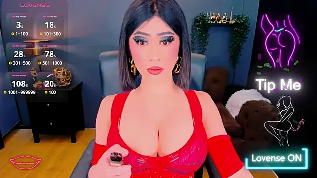 TwittyGIRL_giFTED_exotic's Webcam Show