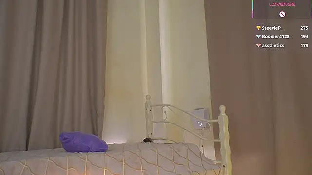 LittleMix_'s Webcam Show