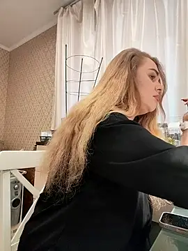 Juicy_PeachLux's Webcam Show